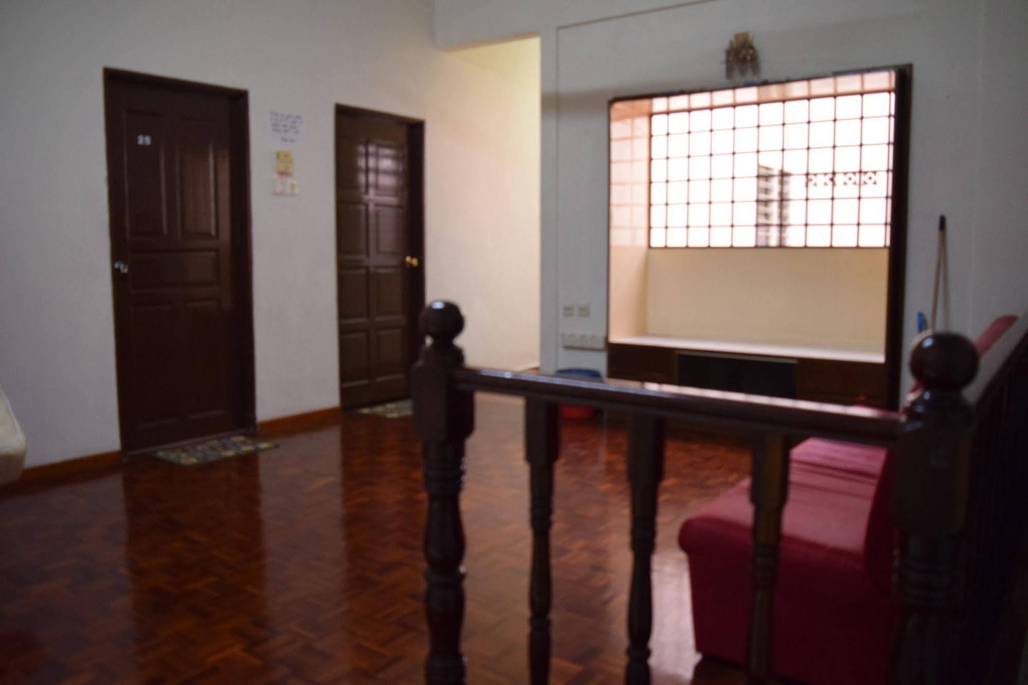 Casa Blanca Guest House Malacca Exteriör bild
